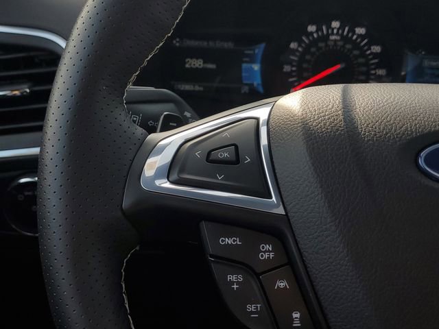 Certified 2023 Ford Edge ST w/ Equipment Group 401A image 18