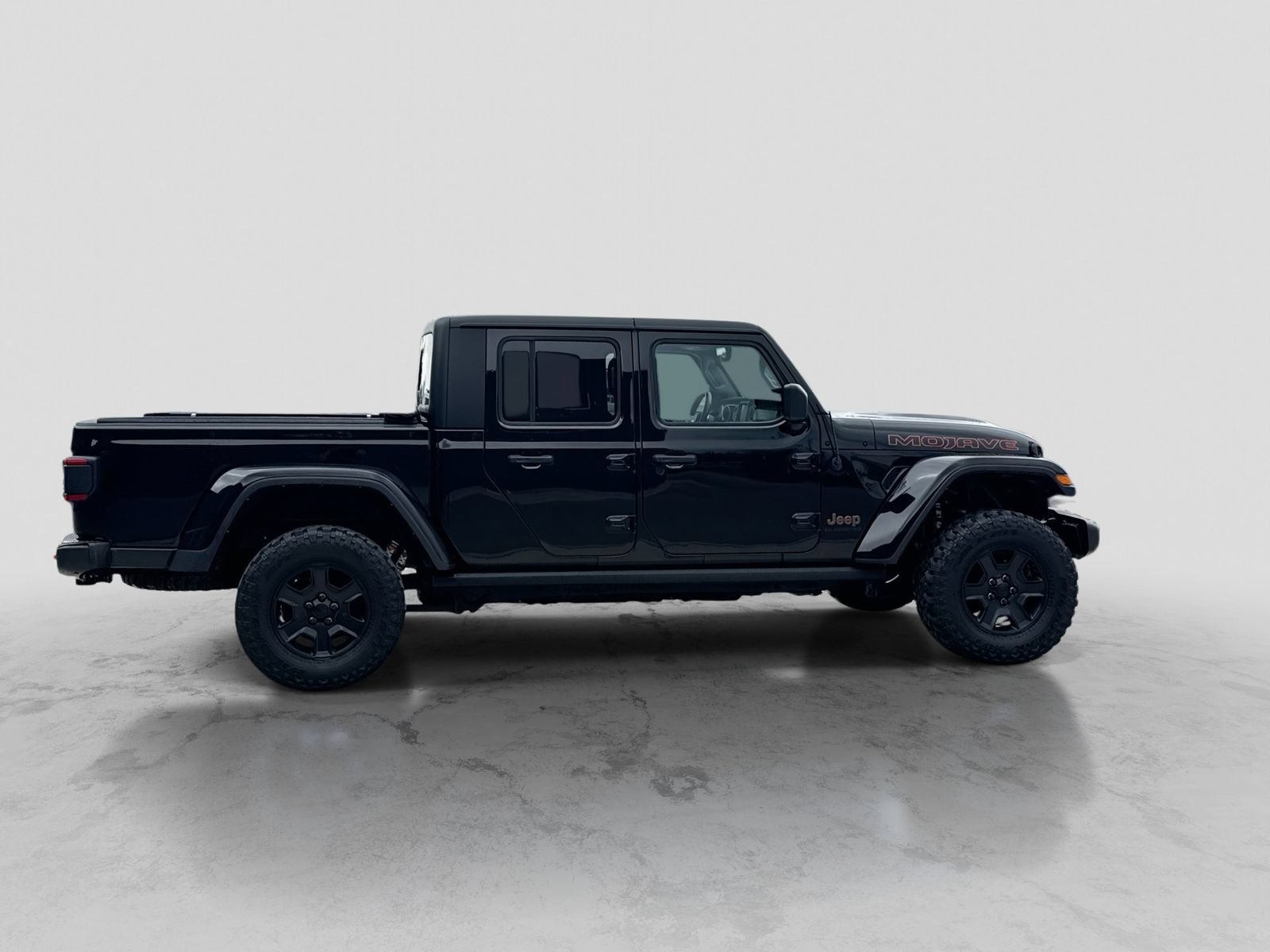 Used 2022 Jeep Gladiator Mojave w/ LED Lighting Group AWD/4WD image 9