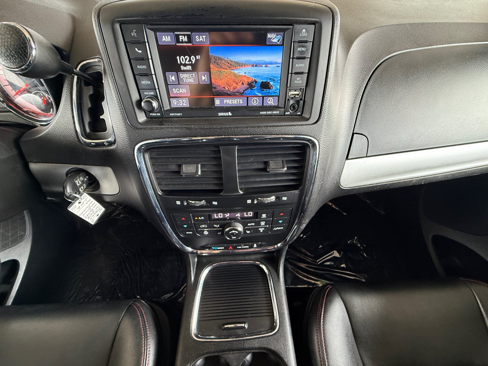 Used 2018 Dodge Grand Caravan GT FWD image 15