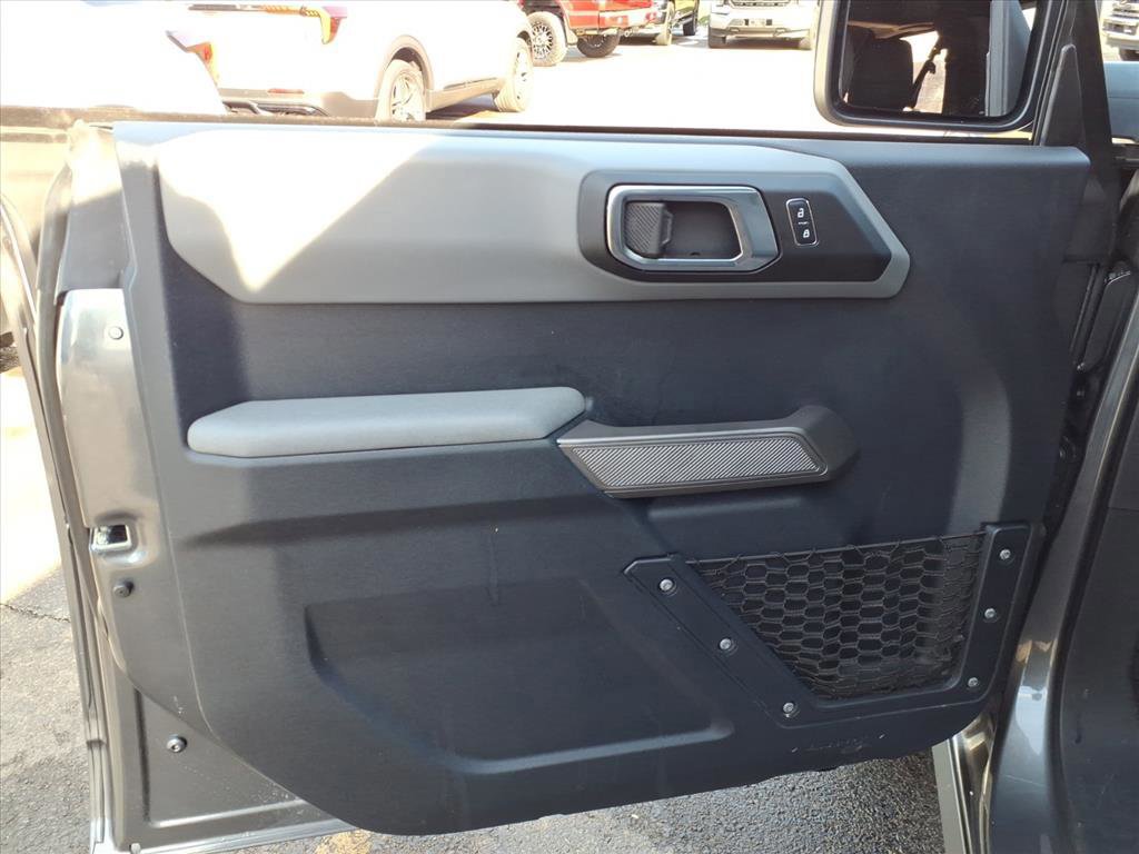 Certified 2023 Ford Bronco Black Diamond image 13