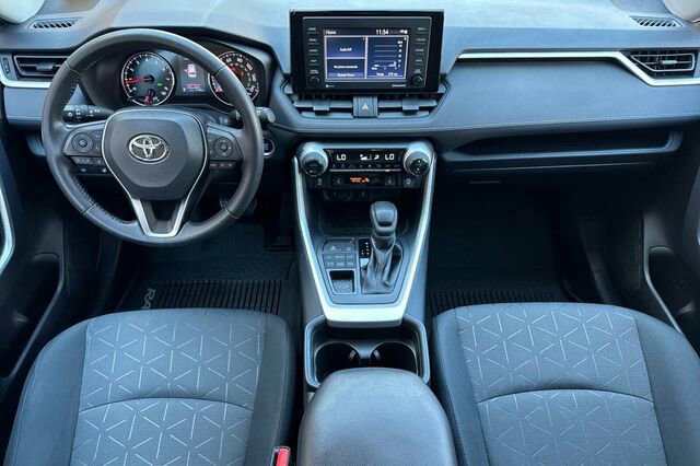 Used 2020 Toyota RAV4 XLE w/ XLE Grade Weather Package image 10
