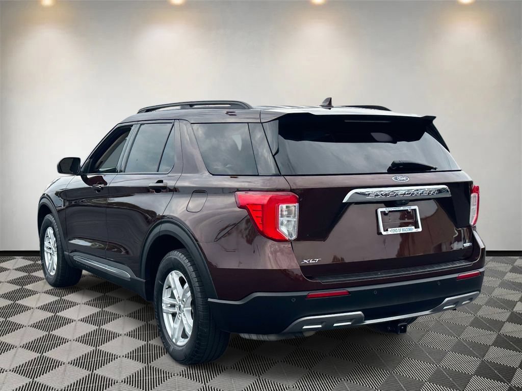 Certified 2020 Ford Explorer XLT w/ Equipment Group 202A AWD/4WD image 5