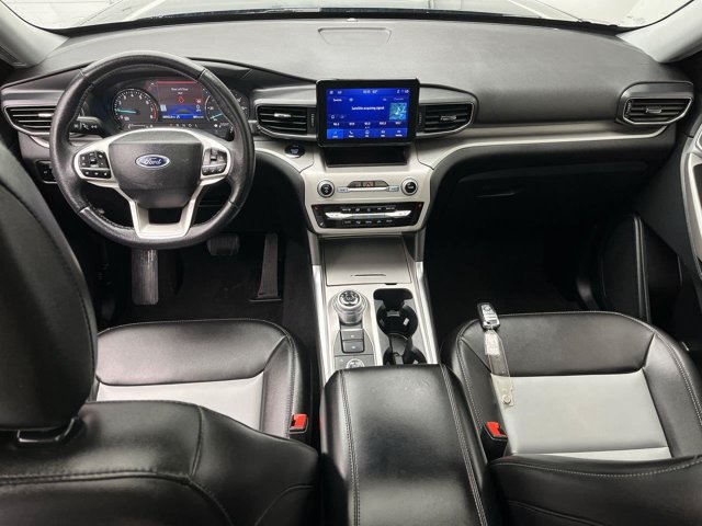 Certified 2024 Ford Explorer XLT w/ Equipment Group 202A AWD/4WD image 19