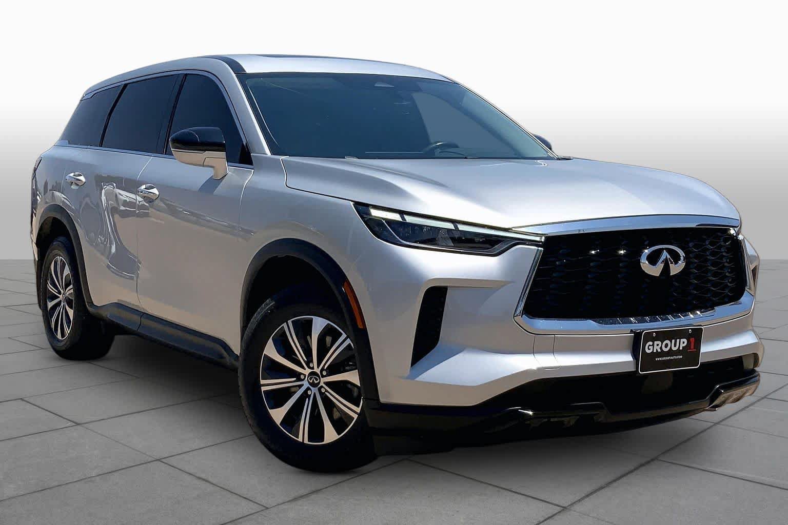 Used 2023 INFINITI QX60 Pure FWD image 3