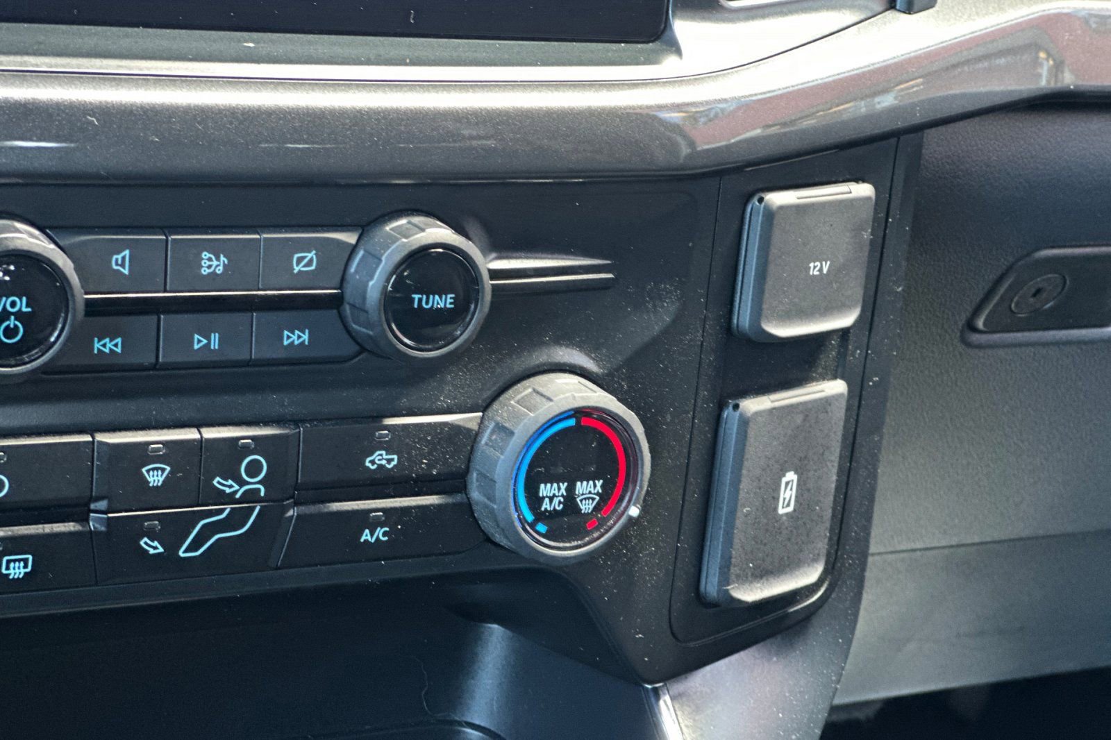 Certified 2024 Ford F150 STX RWD image 30