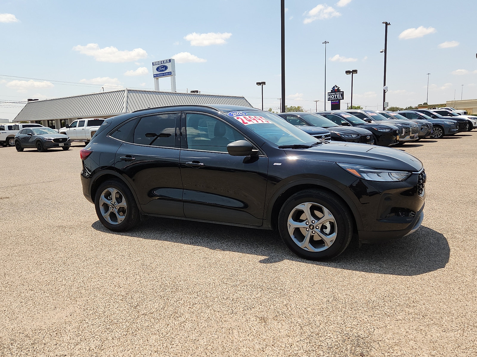Certified 2025 Ford Escape ST-Line FWD image 8