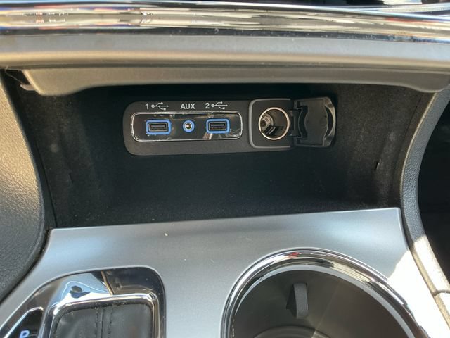 Used 2022 Jeep Grand Cherokee Limited w/ Trailer Tow Group IV AWD/4WD image 19