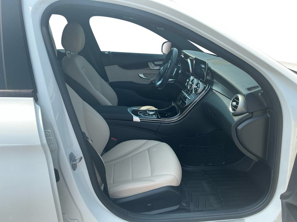 Used 2019 Mercedes-Benz C 300 Sedan image 22