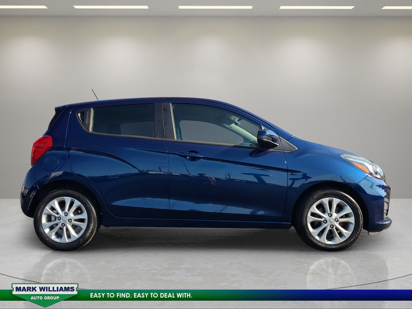 Used 2022 Chevrolet Spark LT FWD image 2
