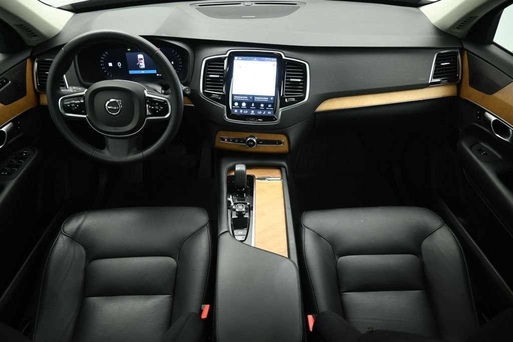 Used 2023 Volvo XC90 B6 Plus w/ Protection Package Premier AWD/4WD image 18