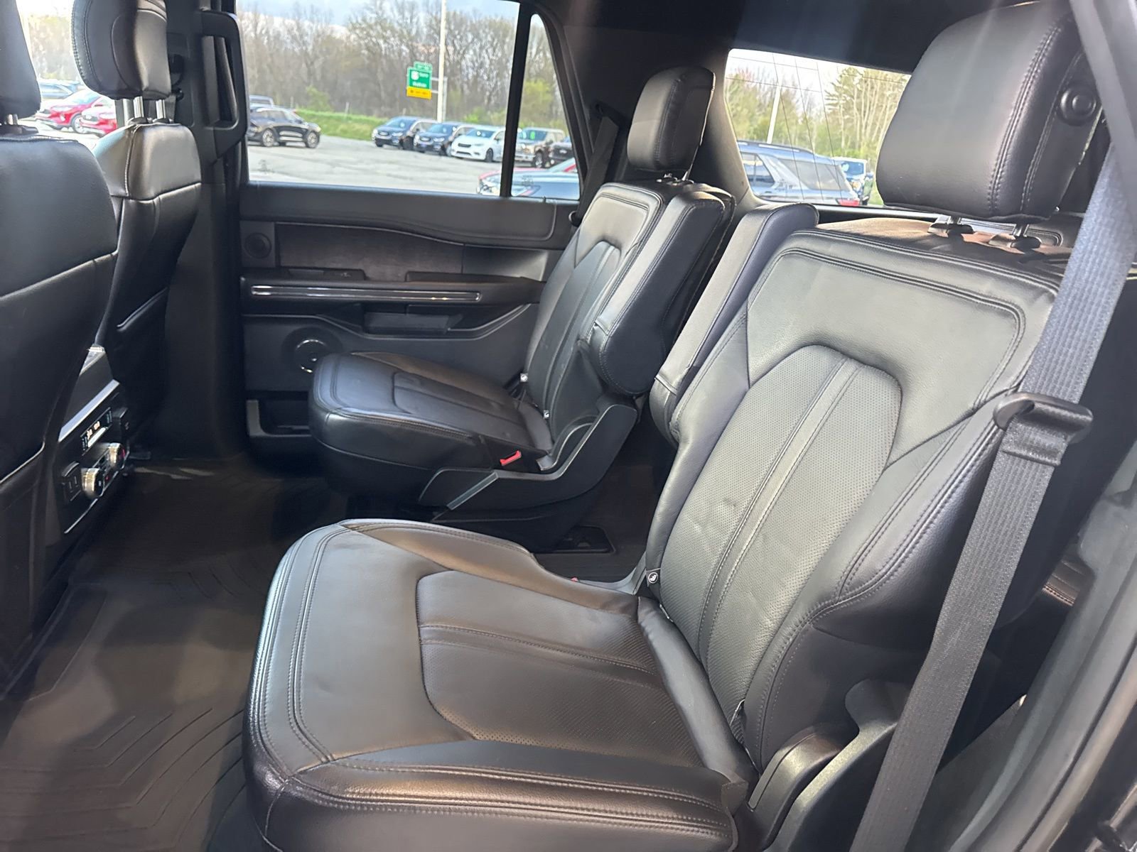 Certified 2020 Ford Expedition Limited w/ Equipment Group 301A AWD/4WD image 35