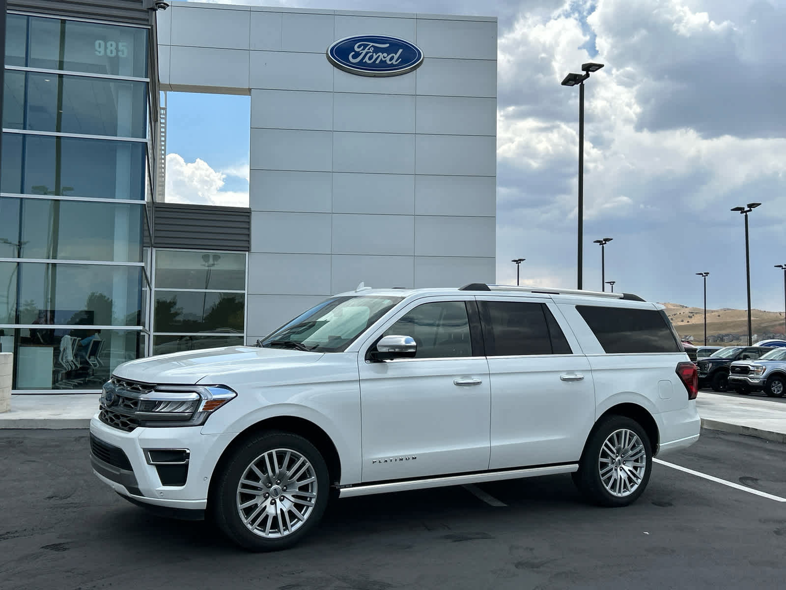 Certified 2024 Ford Expedition Max Platinum image 2