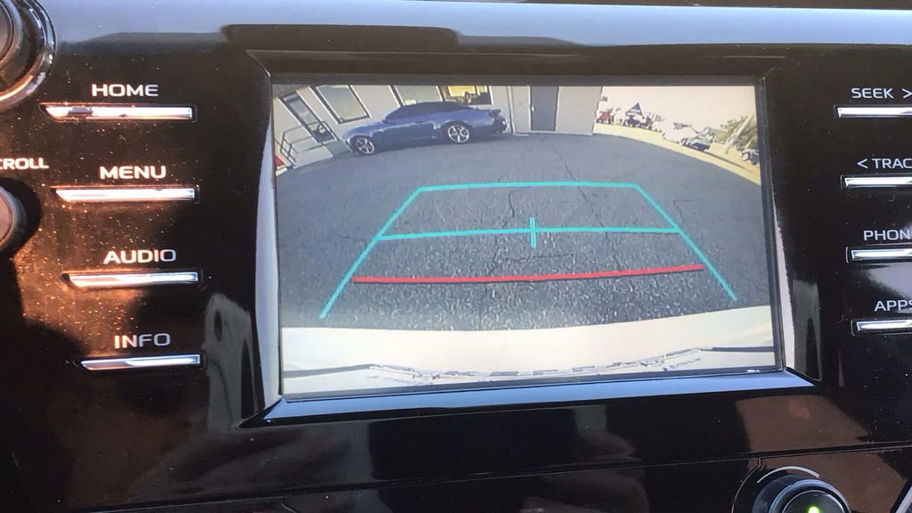 Used 2018 Toyota Camry SE image 27