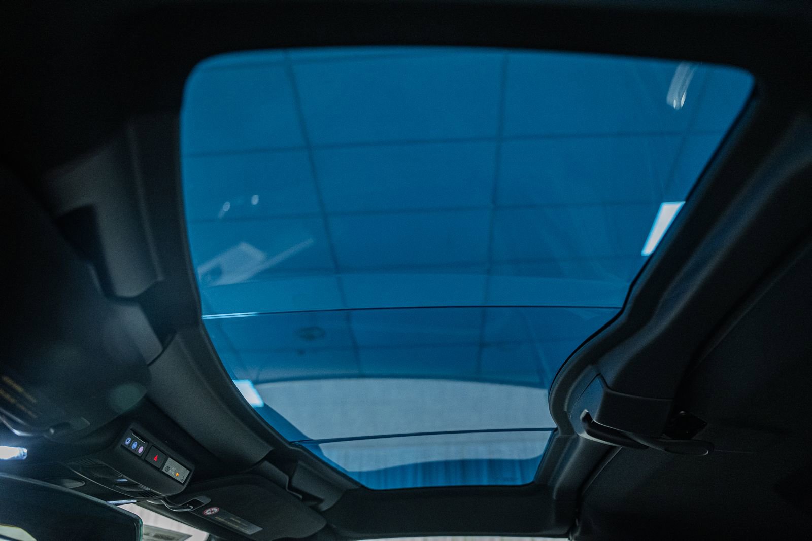 Used 2022 Chevrolet Corvette Stingray Coupe w/ 1LT image 49