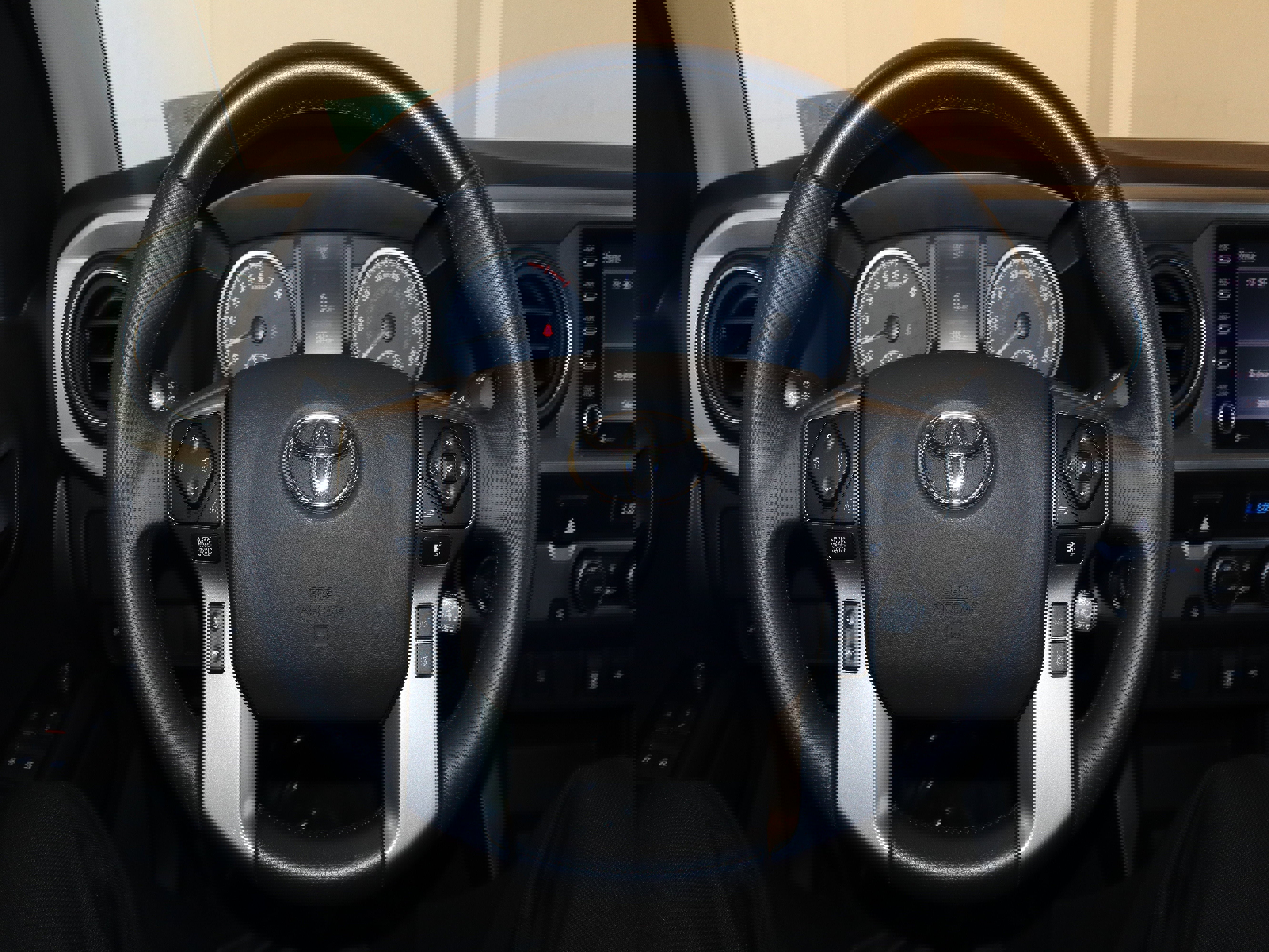 Used 2023 Toyota Tacoma SR5 RWD image 25