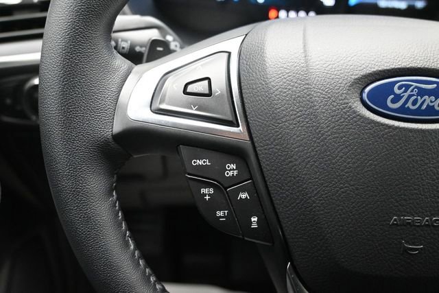 Certified 2024 Ford Edge Titanium w/ Equipment Group 301A AWD/4WD image 12