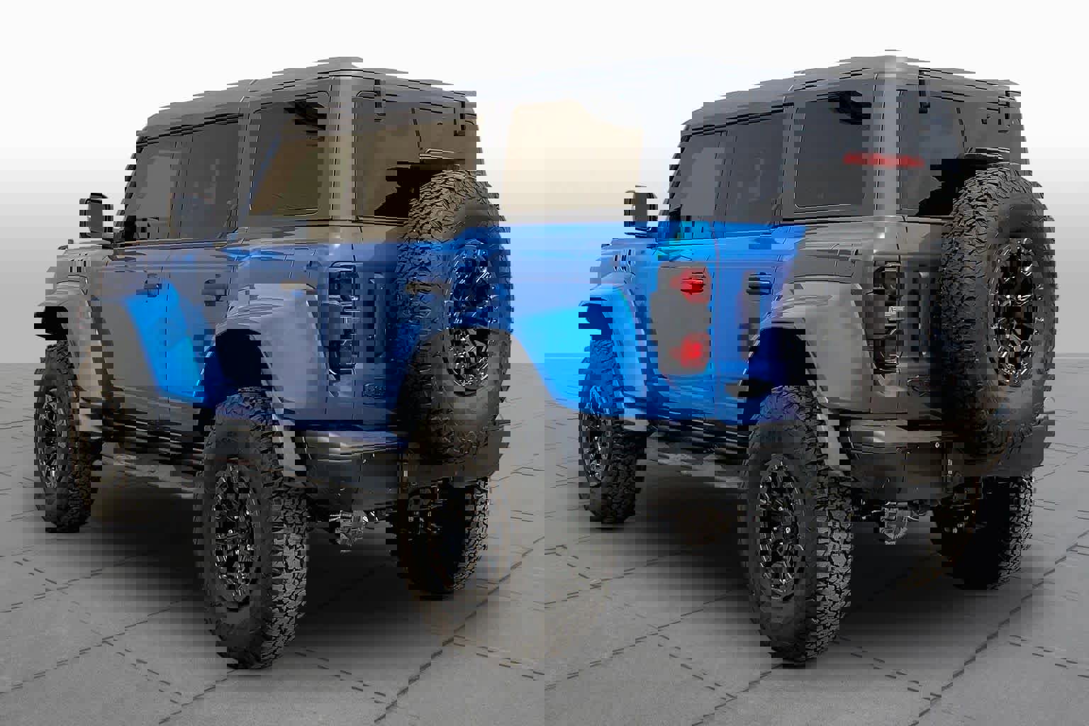 Certified 2024 Ford Bronco Raptor w/ Interior Carbon Fiber Pack 6 AWD/4WD image 4