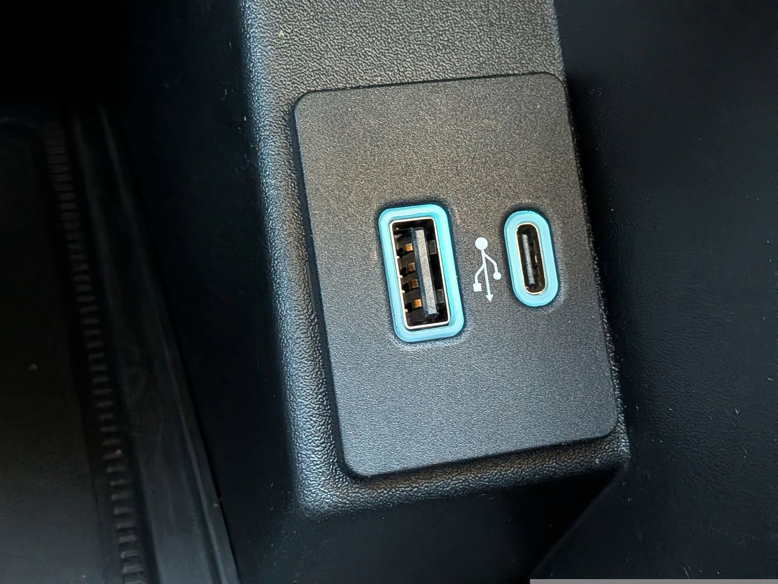 Certified 2024 Ford Edge SEL w/ Convenience Package image 29