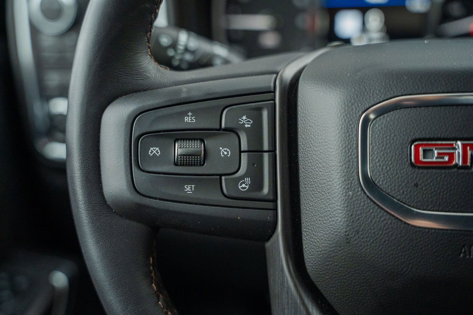 Used 2022 GMC Sierra 2500 AT4 w/ AT4 Premium Plus Package AWD/4WD image 49
