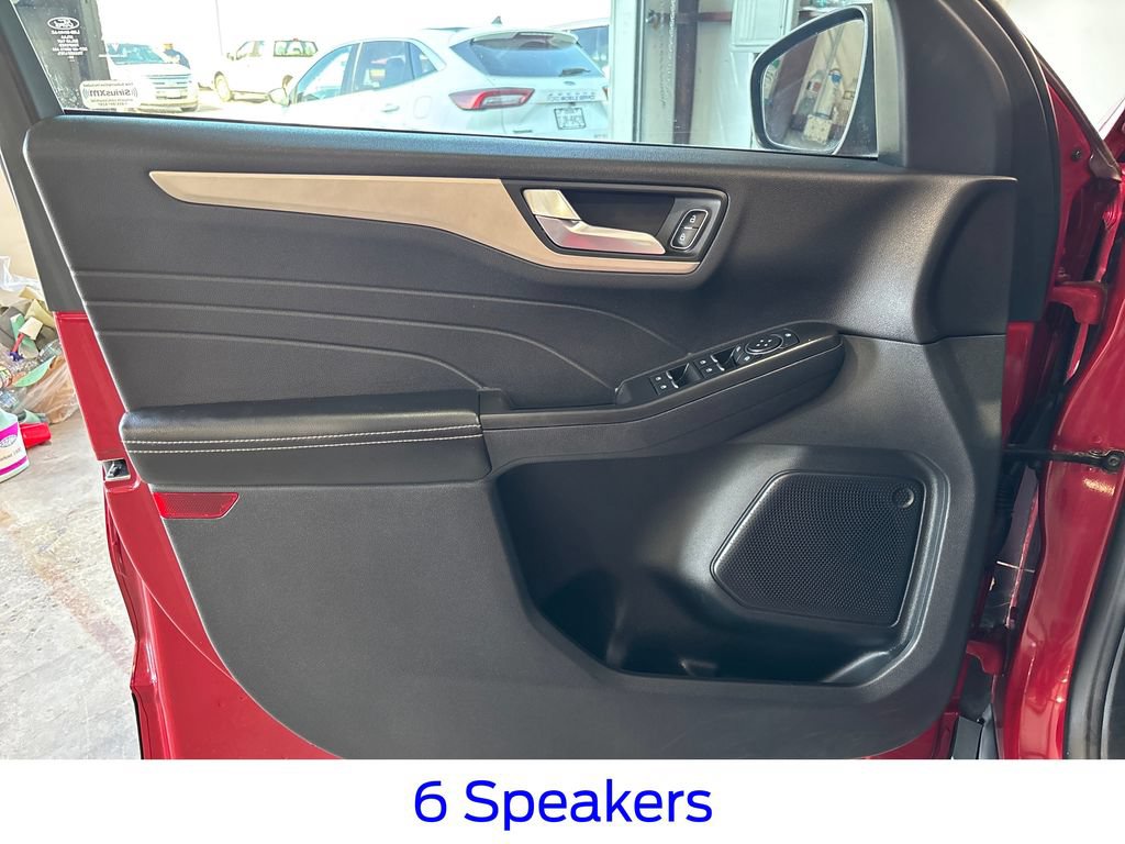 Certified 2021 Ford Escape SE w/ SE Sport Appearance Package FWD image 32