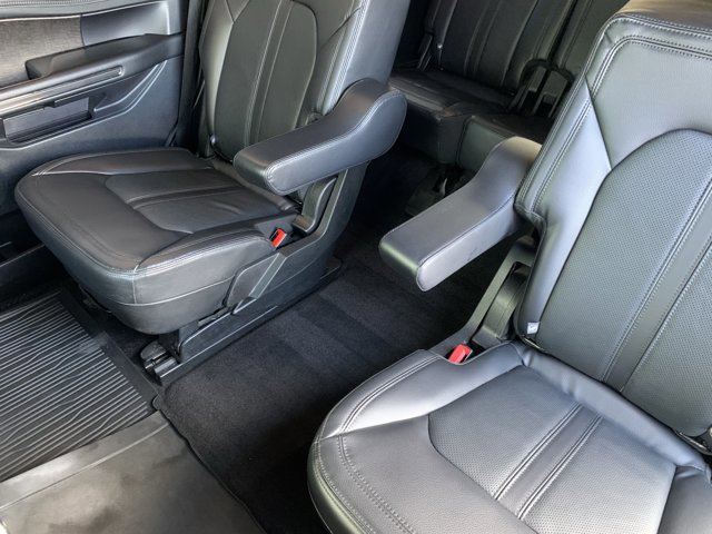 Certified 2021 Ford Expedition Limited image 23