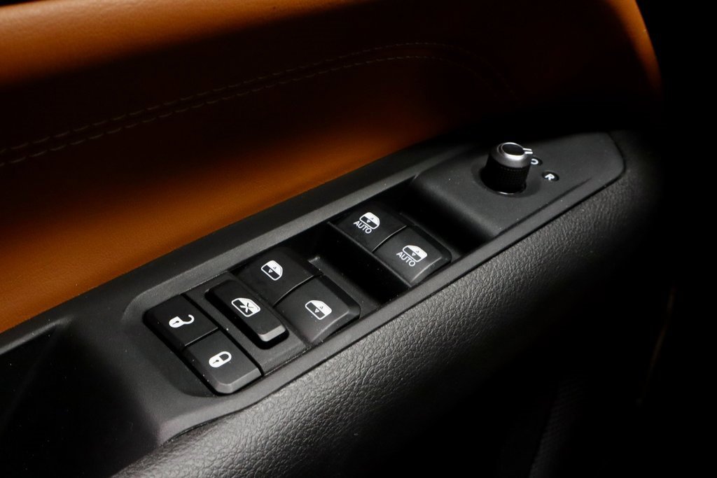 Used 2024 Jeep Compass Limited image 26