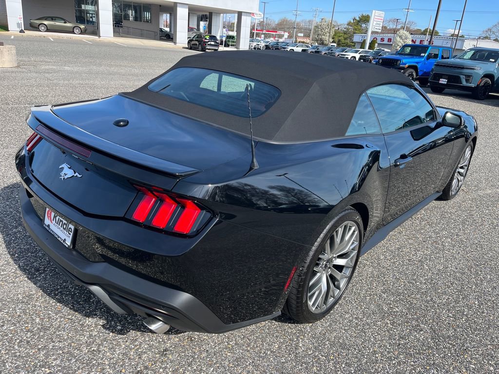 Certified 2025 Ford Mustang Premium image 6