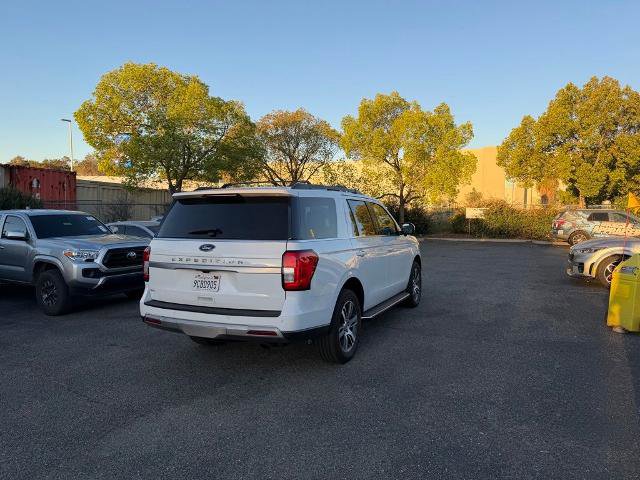 Certified 2022 Ford Expedition XLT image 3