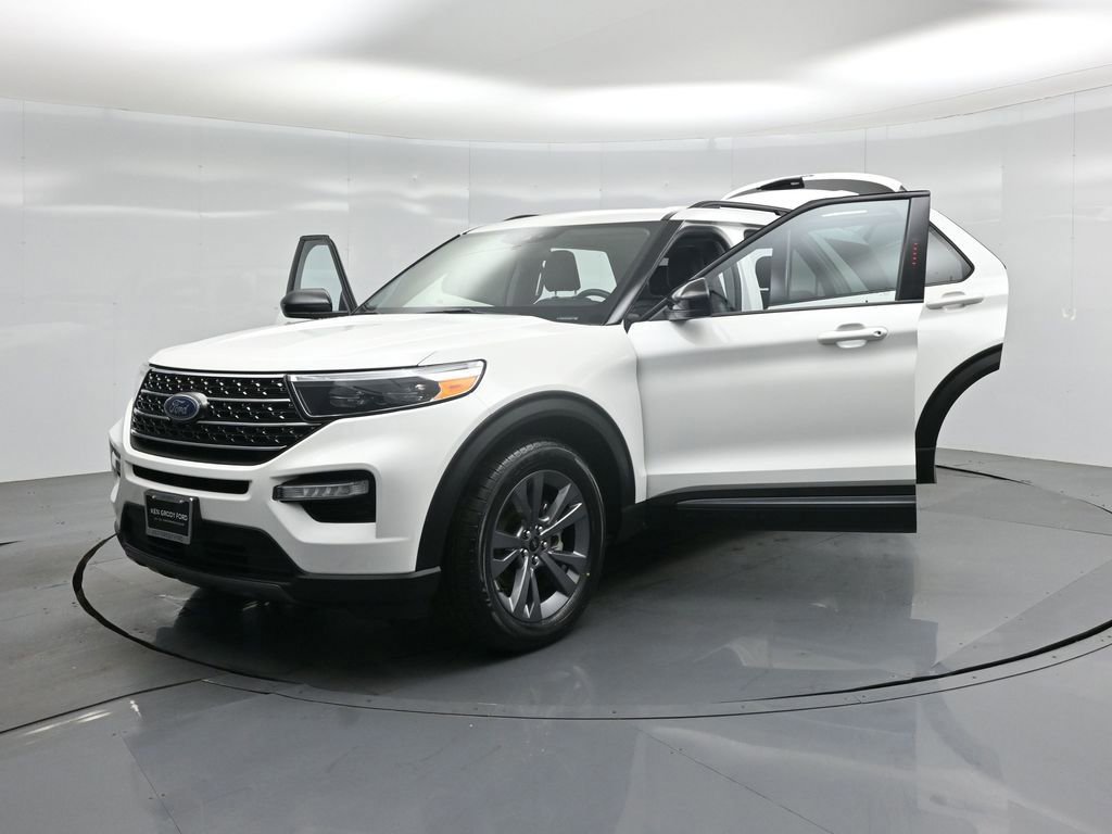 Certified 2023 Ford Explorer XLT w/ Equipment Group 202A image 53