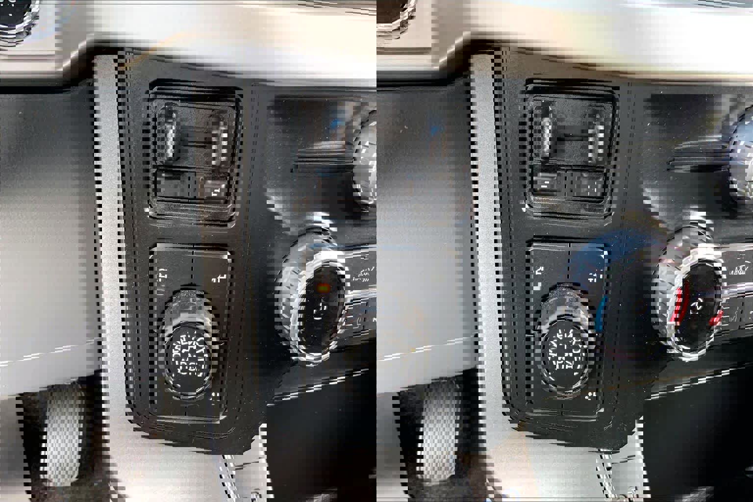 Certified 2022 Ford F150 XLT w/ Equipment Group 302A High image 31