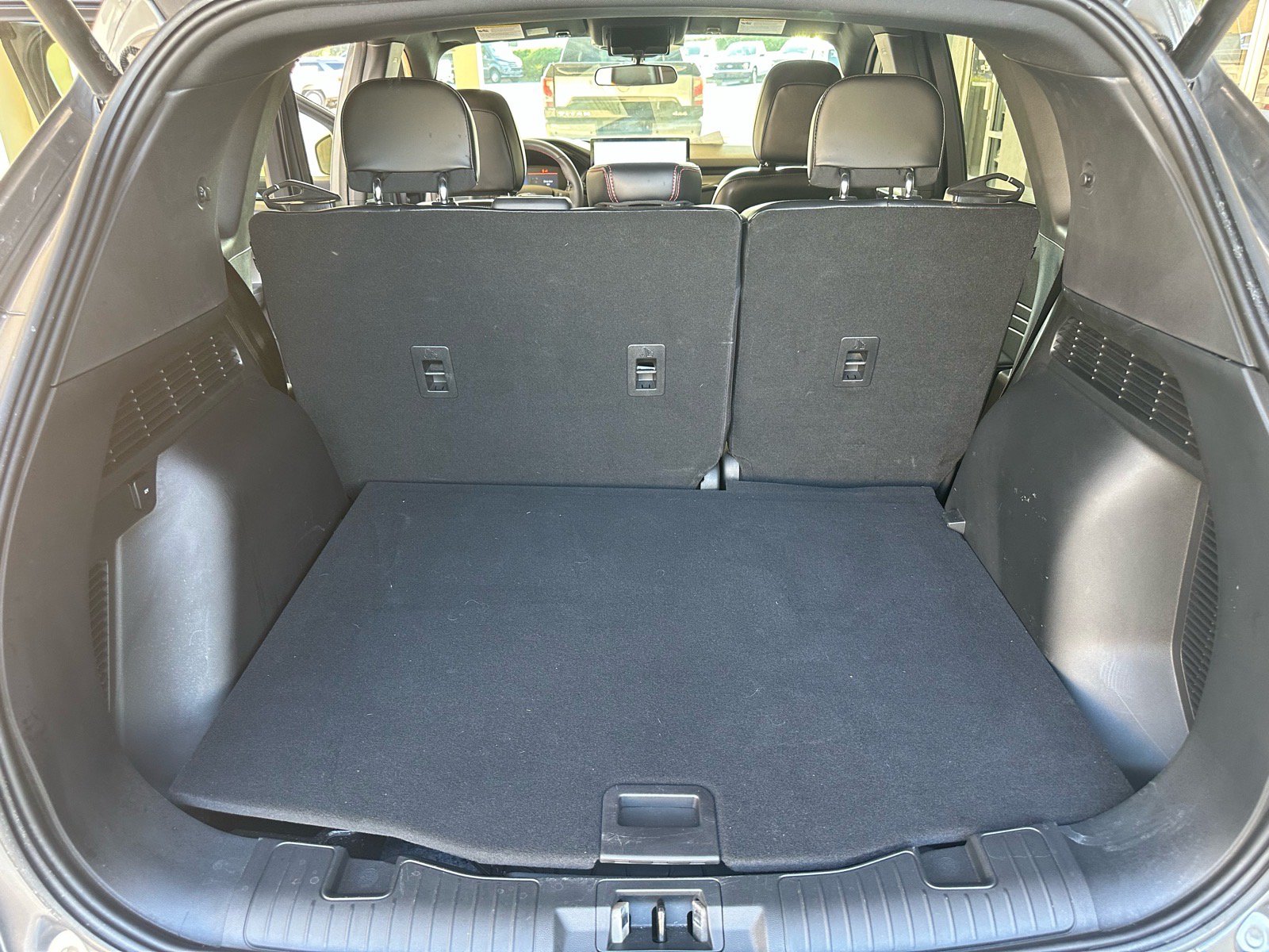 Certified 2024 Ford Escape ST-Line w/ Tech Pack #1 FWD image 25