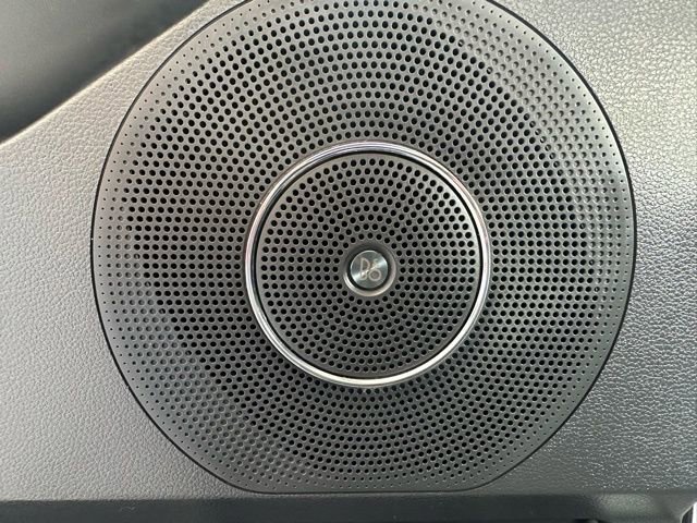 Certified 2023 Ford Expedition Limited image 30