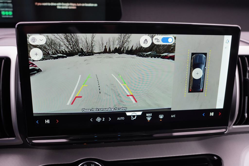 Certified 2025 Ford Expedition Active image 40