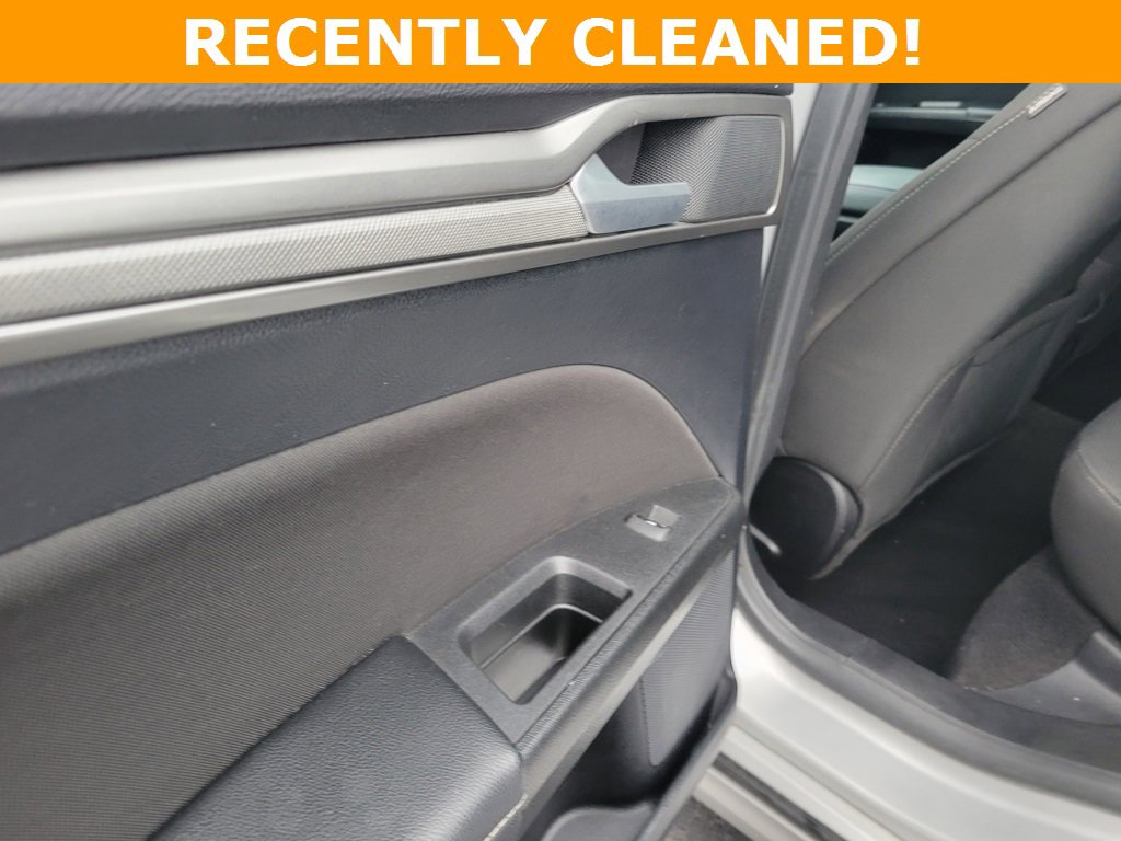 Certified 2019 Ford Fusion SE image 14