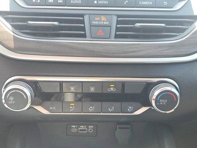 Used 2025 Nissan Altima 2.5 SV FWD image 27