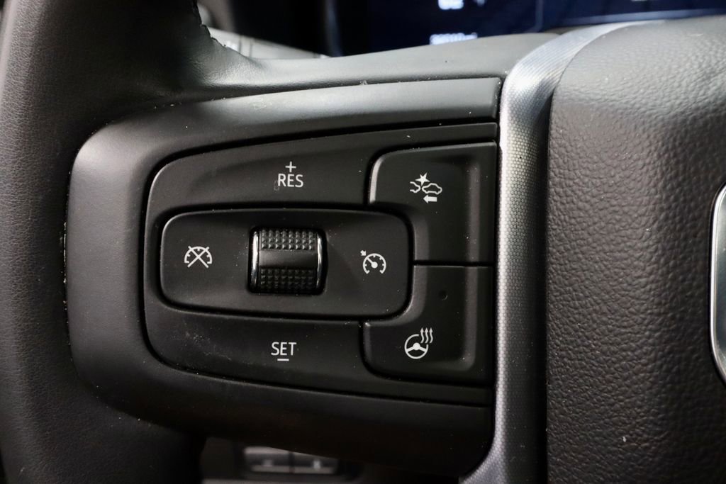 Used 2024 GMC Yukon SLT w/ SLT Luxury Package AWD/4WD image 30