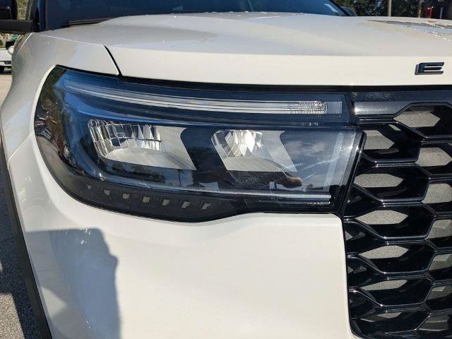 Certified 2025 Ford Explorer ST AWD/4WD image 11