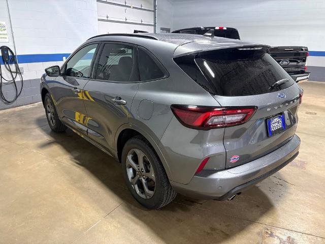 Certified 2024 Ford Escape ST-Line w/ Tech Pack #1 AWD/4WD image 8