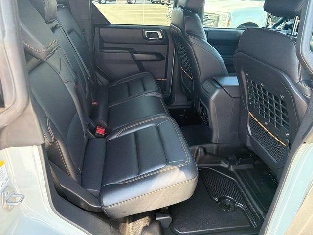 Certified 2024 Ford Bronco Badlands AWD/4WD image 17