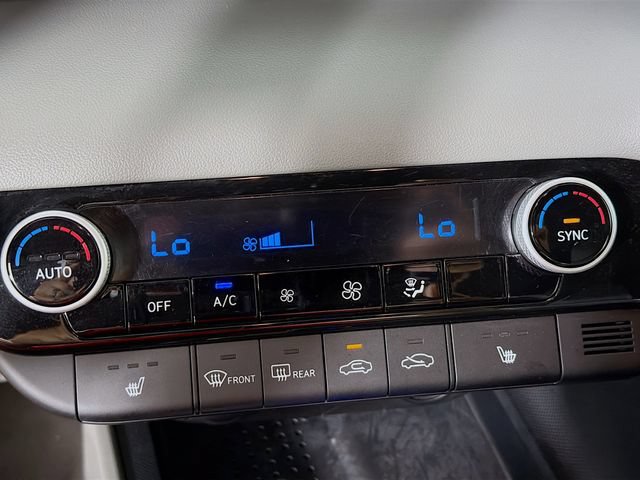 Used 2021 Hyundai Elantra SEL w/ Convenience Package FWD image 19