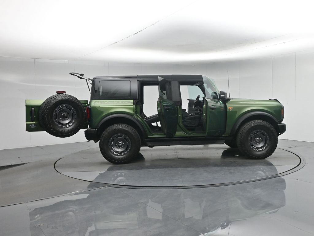 Certified 2025 Ford Bronco Badlands AWD/4WD image 35