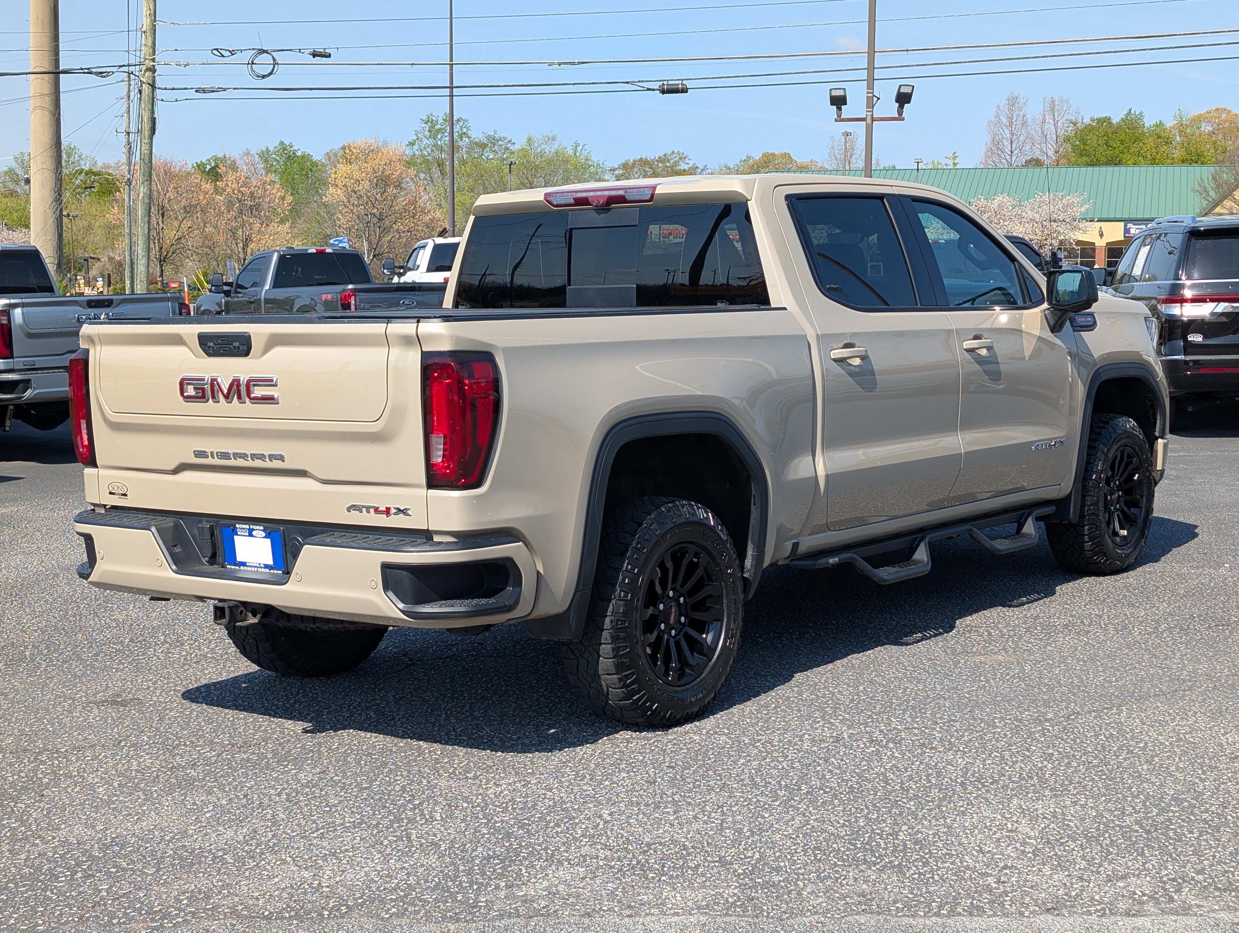 Used 2023 GMC Sierra 1500 AT4X AWD/4WD image 3
