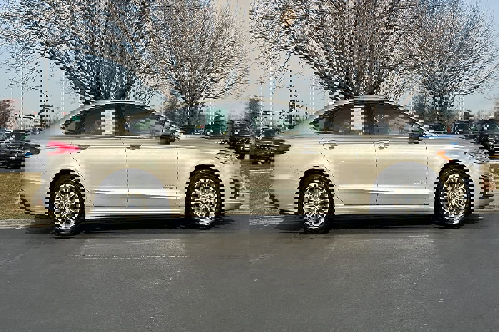 Certified 2019 Ford Fusion SE image 6