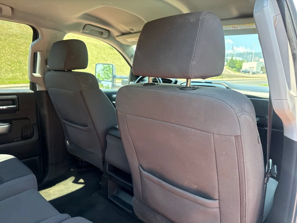 Used 2018 Chevrolet Silverado 2500 LT AWD/4WD image 24