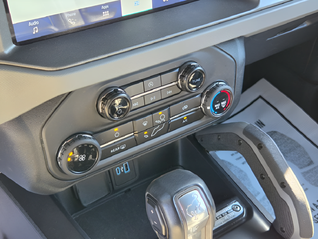 Certified 2024 Ford Bronco Big Bend AWD/4WD image 16