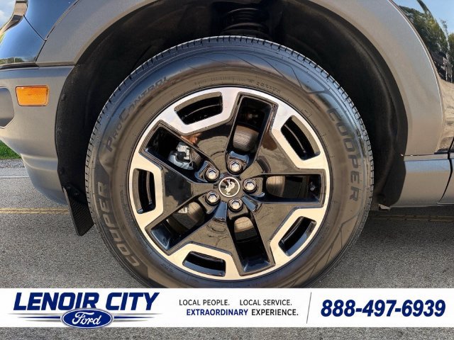 Certified 2023 Ford Bronco Sport Outer Banks w/ Tech Package AWD/4WD image 9