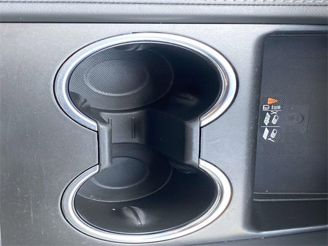 Used 2022 Chevrolet Tahoe Z71 w/ Luxury Package image 33