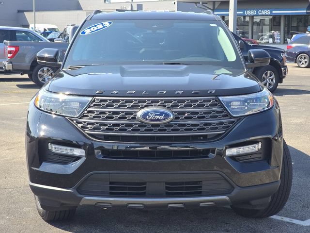 Certified 2023 Ford Explorer XLT w/ Equipment Group 202A AWD/4WD image 10