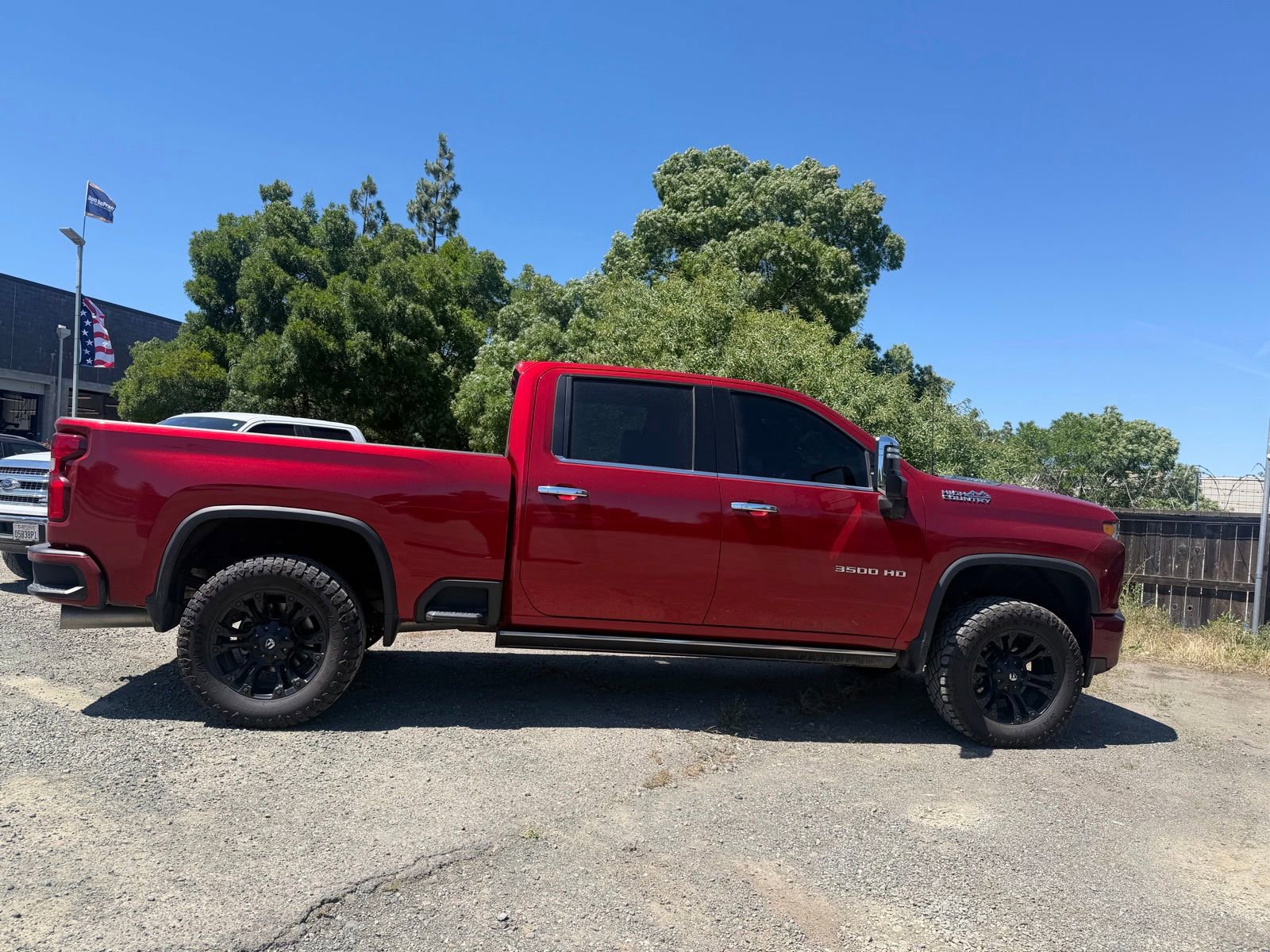 Used 2022 Chevrolet Silverado 3500 High Country w/ Safety Package II AWD/4WD image 6