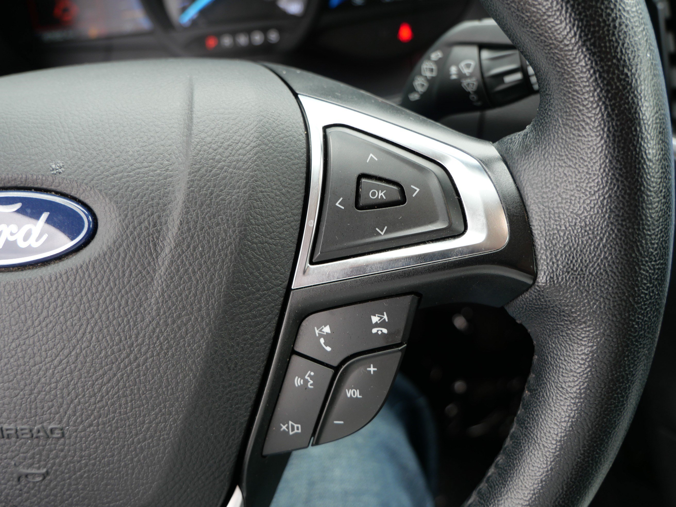 Certified 2024 Ford Edge Titanium AWD/4WD image 26